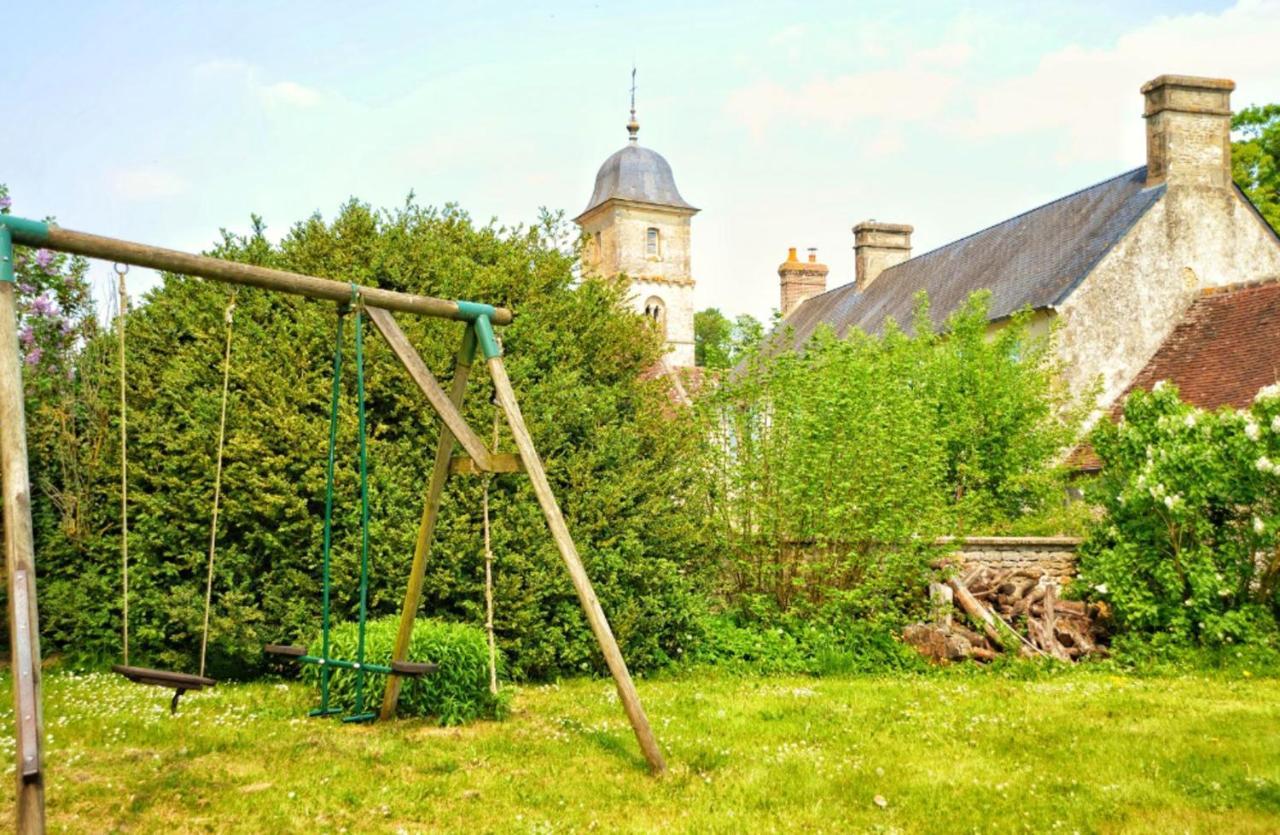 Maison Charmante A Ri Avec Jardin Et Terrasse Villa Ri Esterno foto