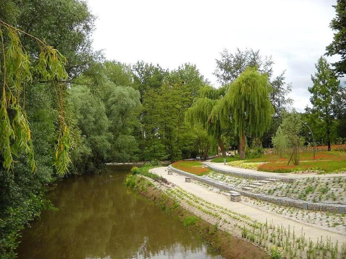 Maison Charmante A Ri Avec Jardin Et Terrasse Villa Ri Esterno foto